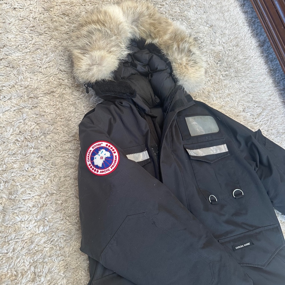 Canada Goose Resolute Parka – Men’s – Size (M) – Like New